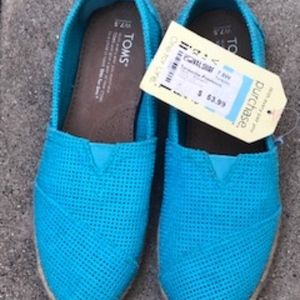 TOMS Turquoise Shoes - Size Womens 7.5